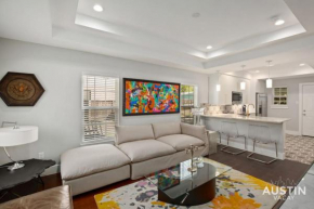 Walk to UT and E 6th in Fully Equipped ATX House